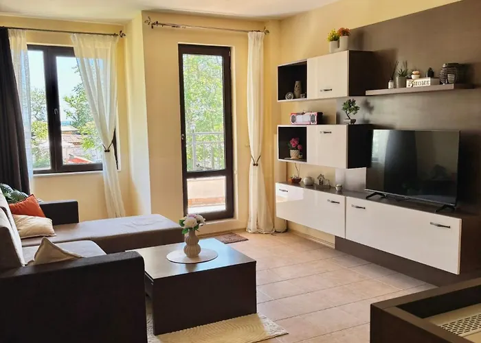 Апартамент Dreams Apart&free Parking Созопол