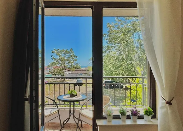 Dreams Apart&free Parking Апартамент Созопол